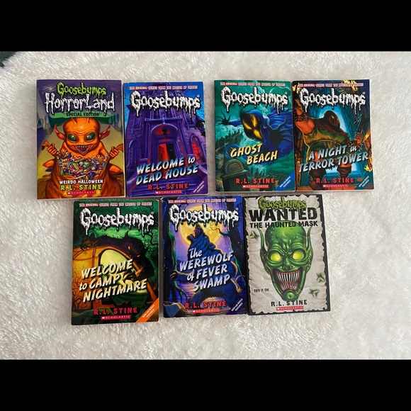 Other - goosebumps 7 books lot